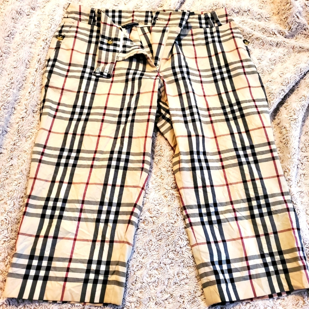 Women's Burbery capris